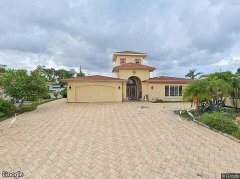24Th, BELLEAIR BEACH, FL 33786