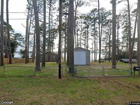 Renee, CHANDLER, TX 75758