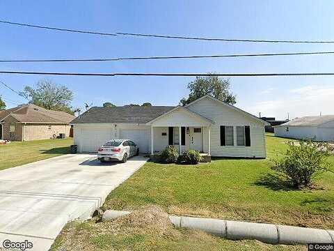 14Th, PORT NECHES, TX 77651