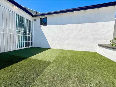 Comolette, DOWNEY, CA 90242