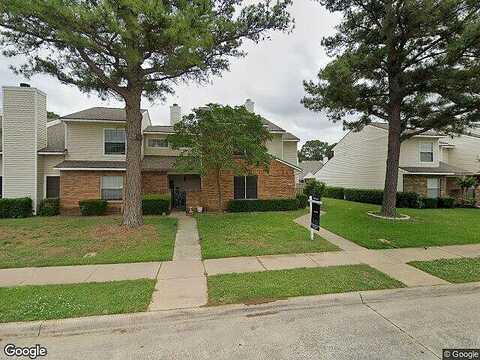 Woodbend, LEWISVILLE, TX 75067