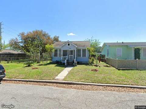 Avenue P, GALVESTON, TX 77551