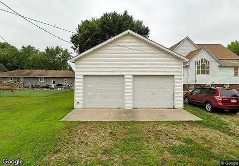Broadway, WELLS, MN 56097