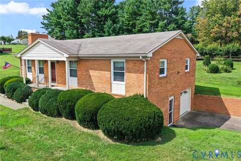 114 Fox Hill Dr, Staunton, VA 24401