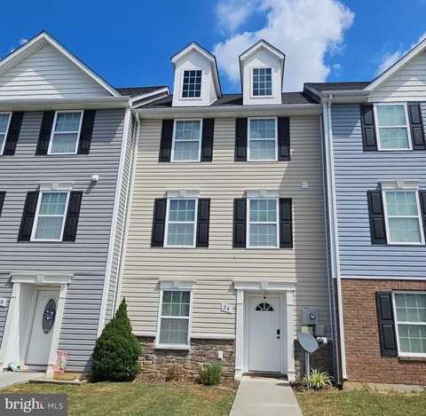 34 HANGER CT, INWOOD, WV 25428