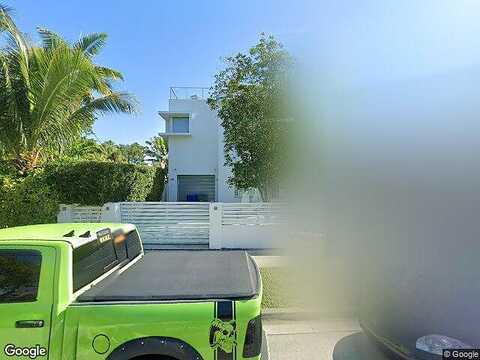 7Th Street, MIAMI, FL 33136