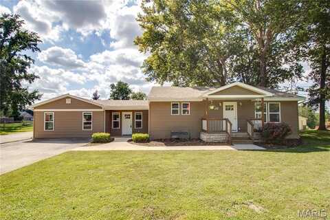512 Strohbeck Lane, Bethalto, IL 62010
