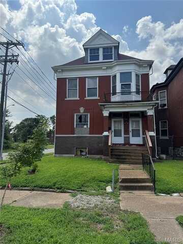 2902 Sullivan Avenue, Saint Louis, MO 63107