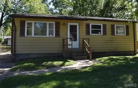 1118 Congress Avenue, Hazelwood, MO 63138