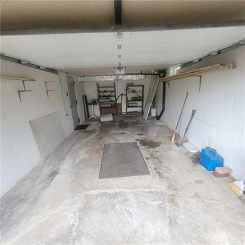 6Th, NEW KENSINGTON, PA 15068