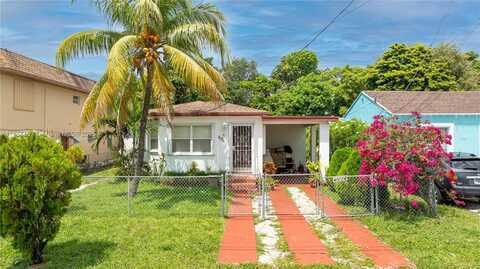 926 NW 24th Ct, Miami, FL 33125