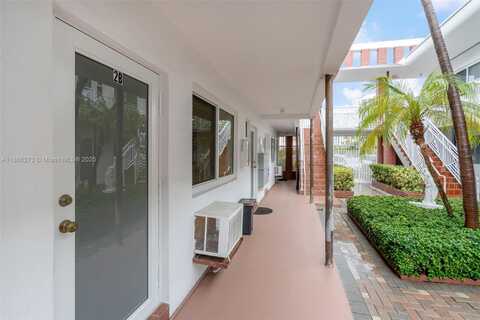 7424 Byron Ave, Miami Beach, FL 33141