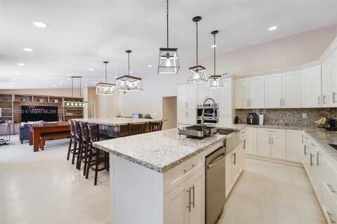 12710 SW 119th St, Miami, FL 33186