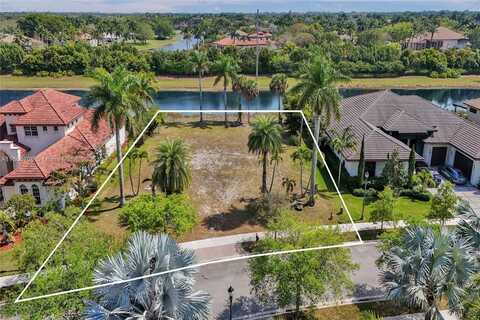 19068 Park Ridge St, Weston, FL 33332