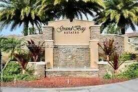 8870 NW 99th Path, Doral, FL 33178