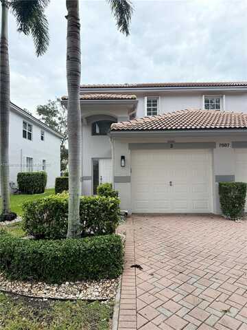 7887 Laina Ln, Boynton Beach, FL 33437