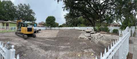 2476 NW 97th St, Miami, FL 33147