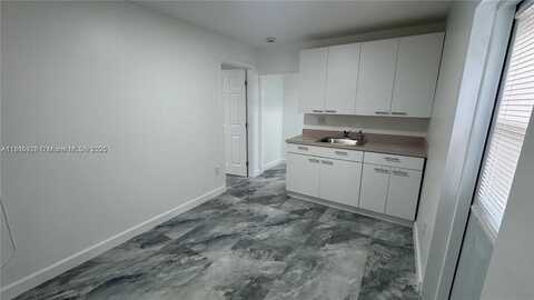 2731 NW 100th St, Miami, FL 33147