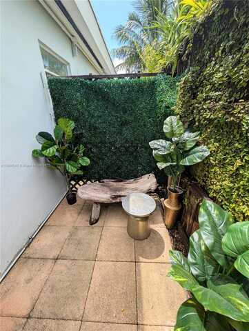 1004 N 16th Ave, Hollywood, FL 33020