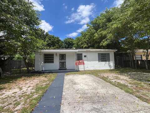 1351 NE 149th St, Miami, FL 33161