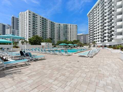 3725 S Ocean Dr, Hollywood, FL 33019