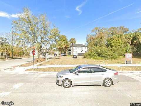 E 1St Street, Jacksonville, FL 32206