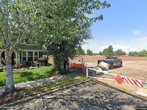 Olympic St #30, Woodburn, OR 97071