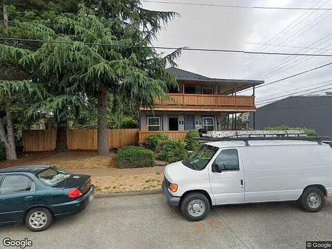 W 3Rd St, Centralia, WA 98531