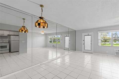 555 N Fanshaw N, Boca Raton, FL 33434