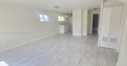 18250 NW 23rd Ave, Miami Gardens, FL 33056