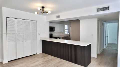 840 NW 87th Ave, Miami, FL 33172