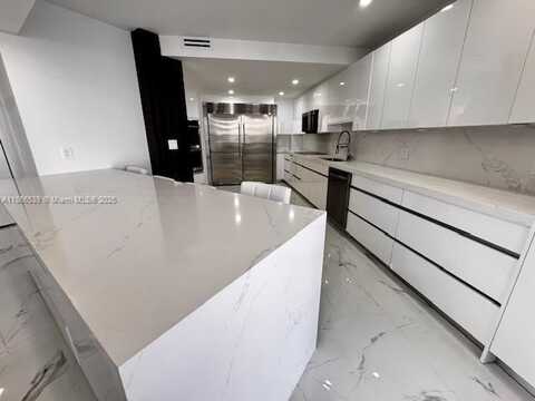 4000 Island Blvd, Aventura, FL 33160