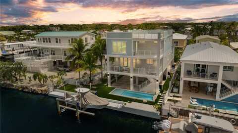705 Garden State Ln, Key Largo, FL 33037