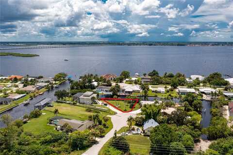 181 PURDY DRIVE, PUNTA GORDA, FL 33980