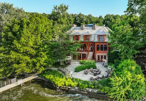 944 S Shore Drive, Culver, IN 46511