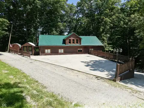 5280 S Macadam Drive, Poland, IN 47868