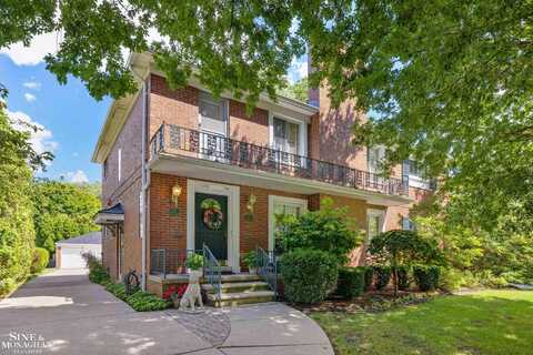 716 Trombley, Grosse Pointe Park, MI 48230