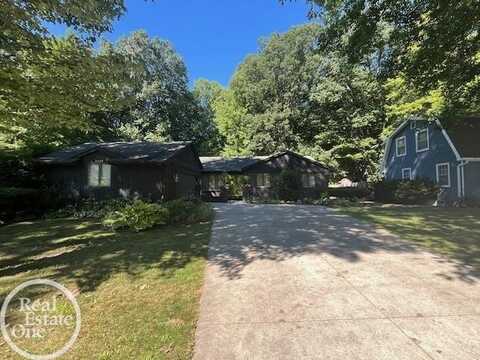 3629 W Surrey, Fort Gratiot, MI 48059