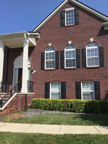 795 Red Run, Troy, MI 48085