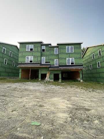 47r Yarnie, Worcester, MA 01602