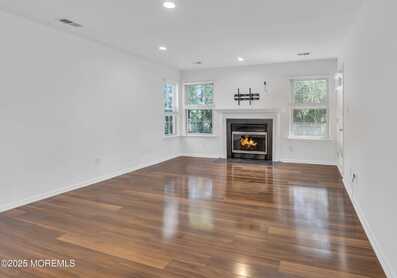 260 Crosspointe Drive, East Brunswick, NJ 08816
