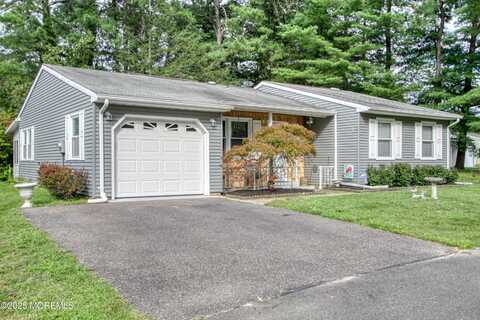 14 Falmouth Avenue, Whiting, NJ 08759