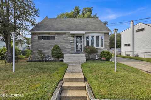 350 Riverdale Drive, Keyport, NJ 07735