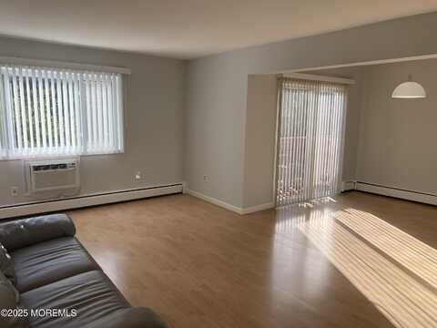 15 Lake Avenue, East Brunswick, NJ 08816