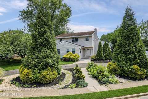 5 Lynn Drive, Toms River, NJ 08753