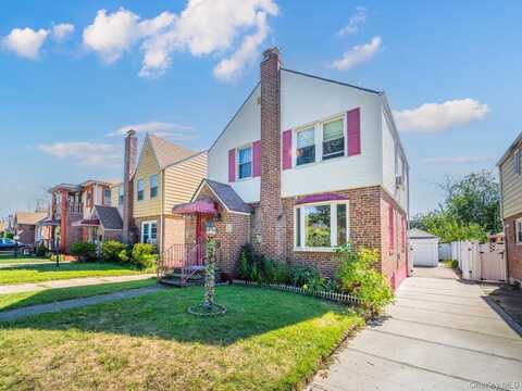 13049 217th Street, Laurelton, NY 11413