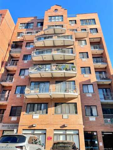 144-48 Roosevelt Avenue, Flushing, NY 11354