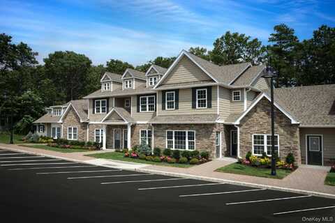 79 Sunlight Walk, Holbrook, NY 11741