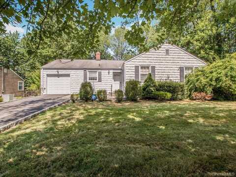 90 Daisy Farms Drive, New Rochelle, NY 10804