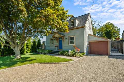 2 West Street, Northport, NY 11768